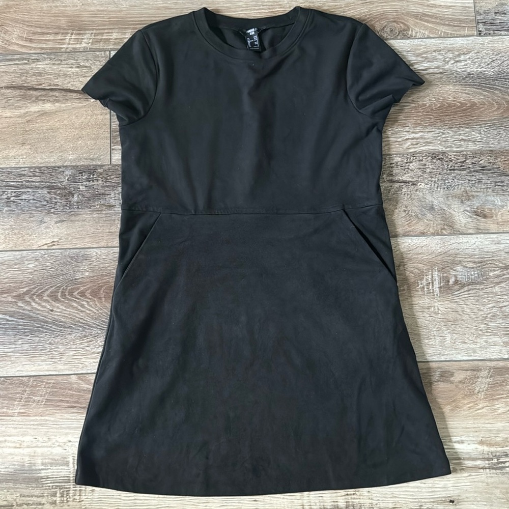 Girls Black Soft Dress With Pockets Size 11